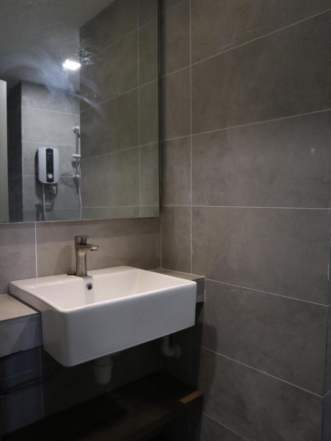 Roxy Sematan Villa & Townhouse Kültér fotó