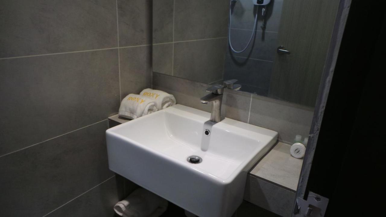 Roxy Sematan Villa & Townhouse Kültér fotó