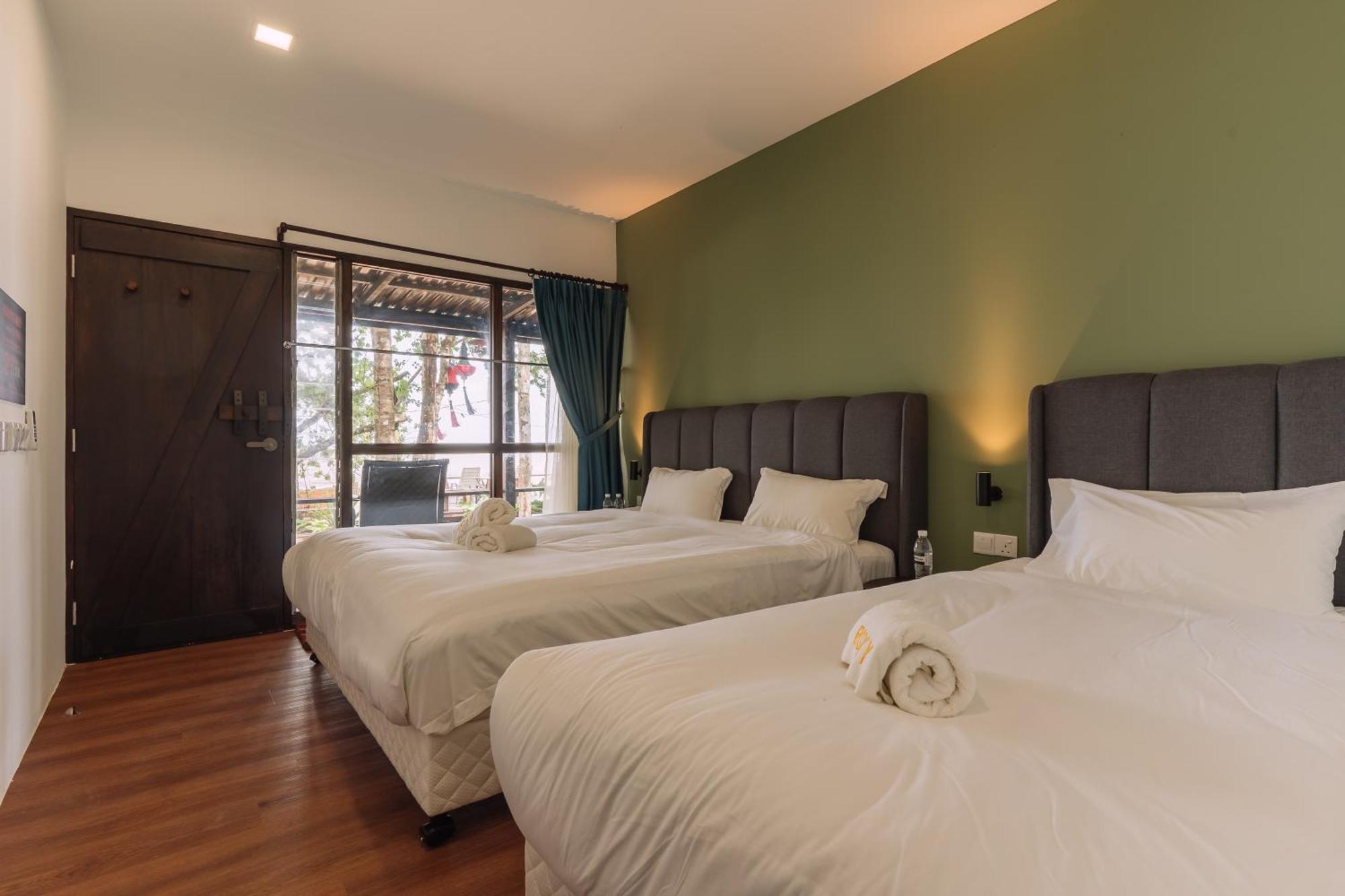 Roxy Sematan Villa & Townhouse Kültér fotó